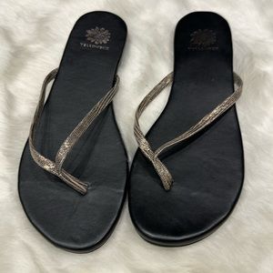 Yellow box, black and bronze flip-flop leather upper CHANNA 8 look new!!